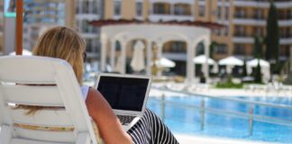 Cómo ganar dinero mientras viajas por el mundo: ¡8 nómadas lo cuentan todo!