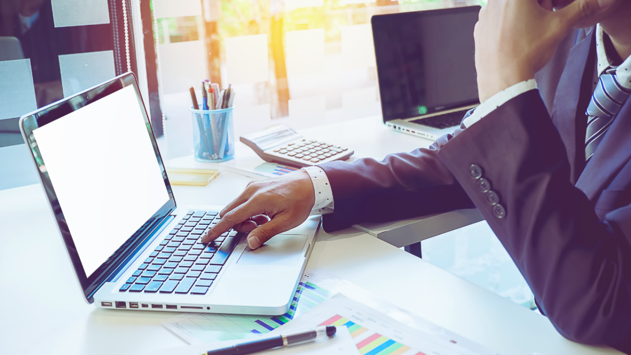 Trabaja en línea – Cómo conseguir un empleo de ingreso de datos por Internet