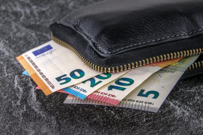 ¿Planeas viajar? Revisa estos consejos para mantener tu dinero seguro.